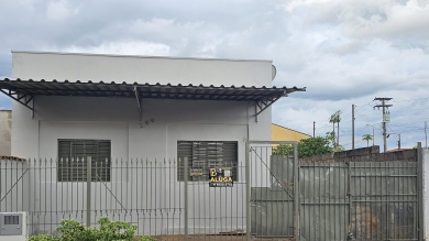 Casa para Locação com facilidade de negociação - Nelson Niero